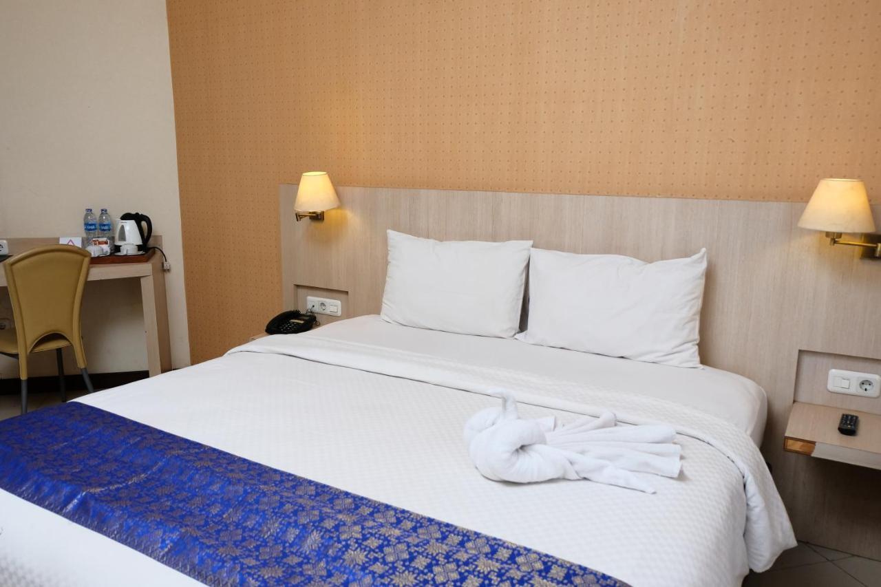Rio City Hotel Palembang Eksteriør billede