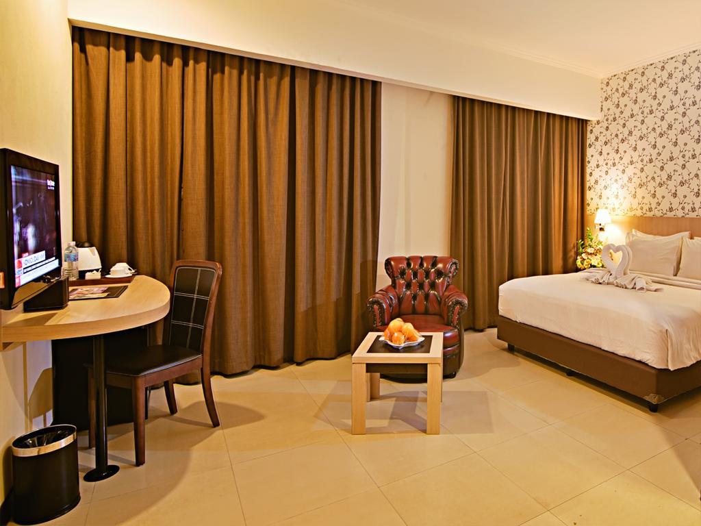 Rio City Hotel Palembang Eksteriør billede